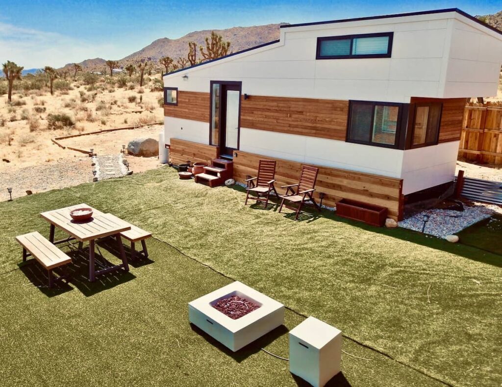 Wonderful Modern Design Tiny House - Life Tiny House