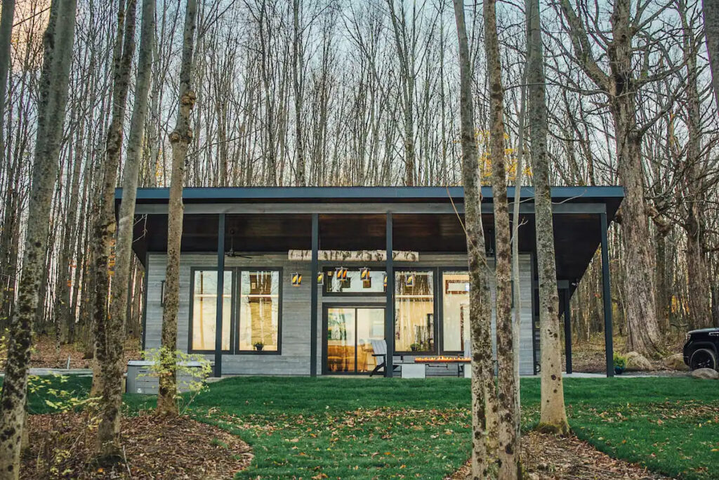 Beautifully Designed Tiny House Wonderful