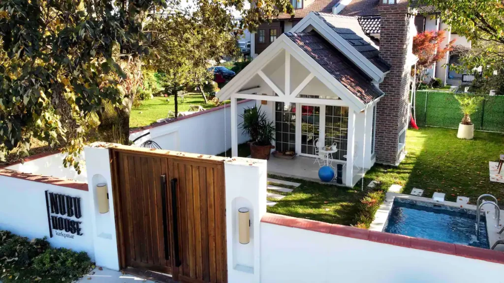 Modern Tiny House with Pool