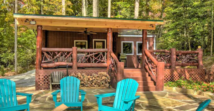 Incredibly Beautiful Tiny House with Mountain View