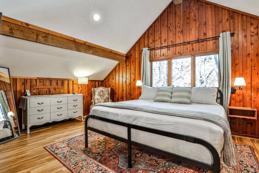 Wooden Design Aesthetic Cabin House - Life Tiny House